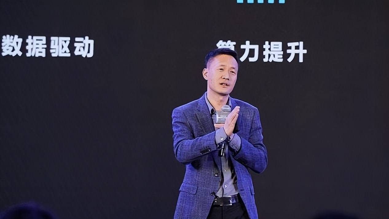 张勇卸任哪吒汽车CEO，企业转型背后的现状与经营深度观察