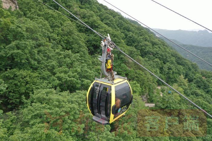 老君山景区紧急闭园事件，应对突发状况与游客权益保障探讨